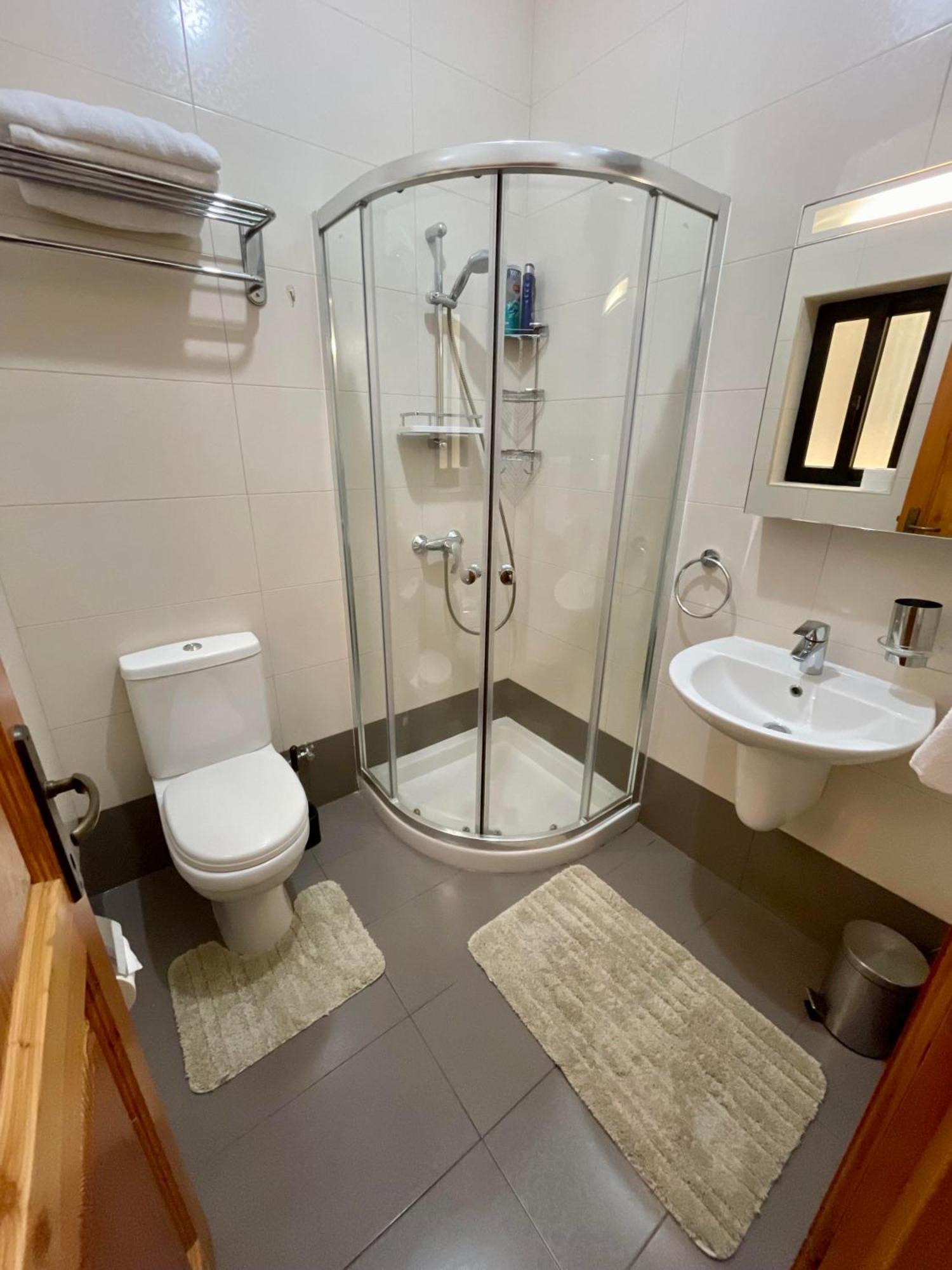 Modern Seaview Apartment Xlendi