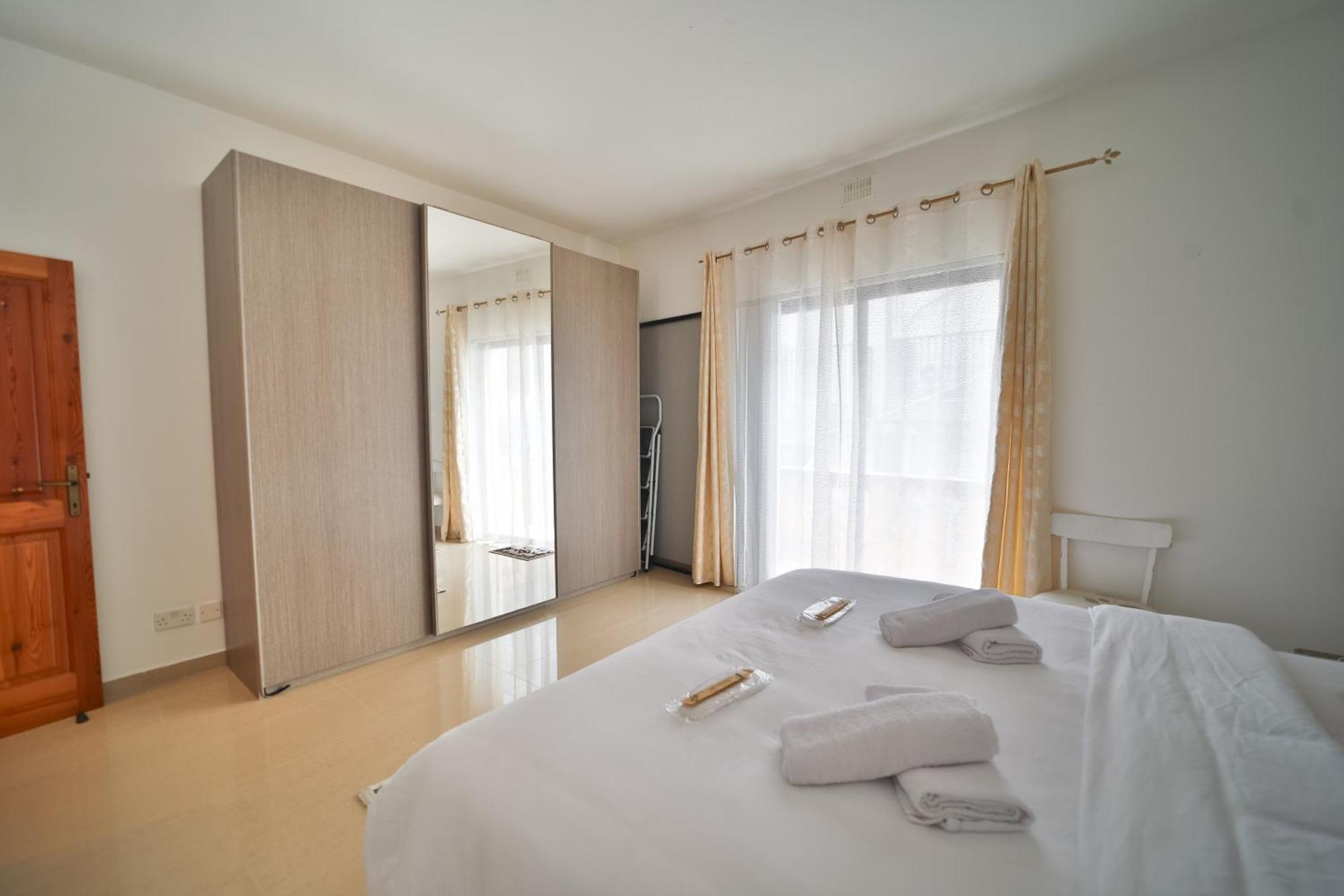 Modern Seaview Apartment