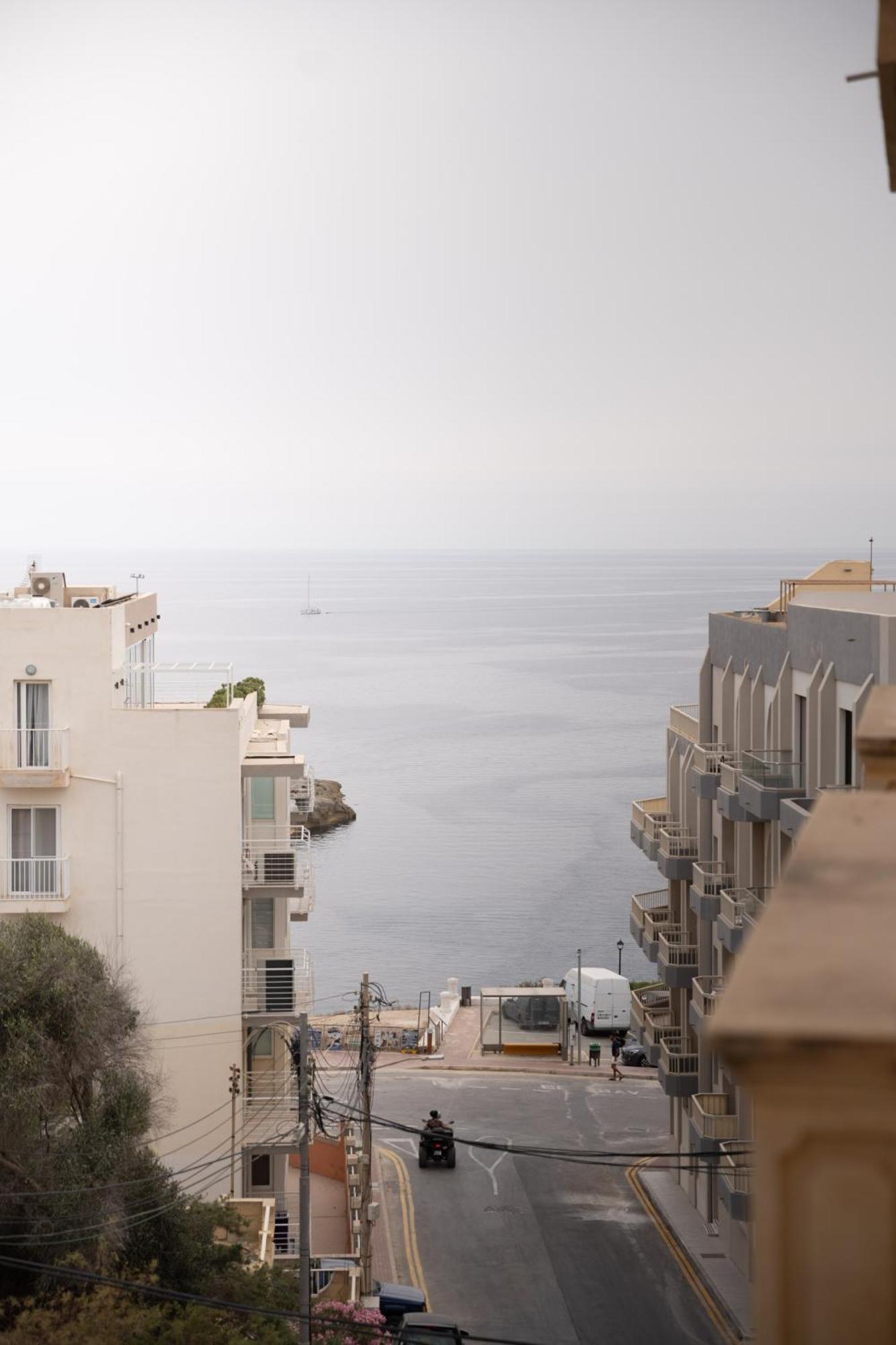 Modern Seaview *