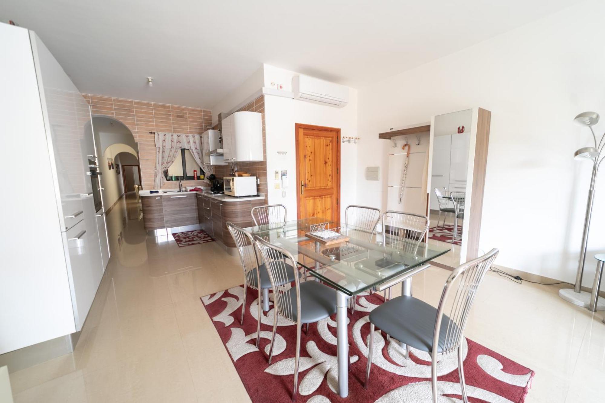 Modern Seaview Apartment Xlendi