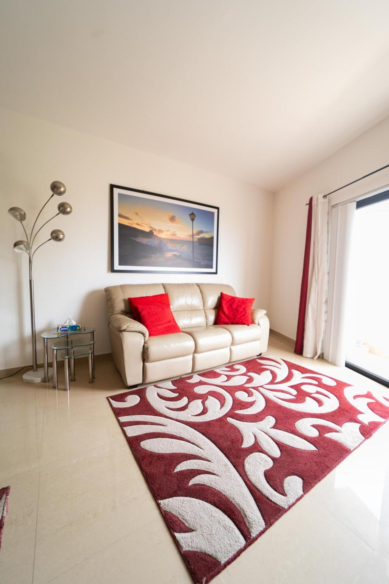 Modern Seaview Apartment